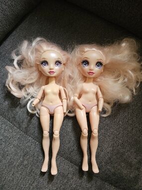 Blonde Pink-Haired Fashion Doll Twin Pack